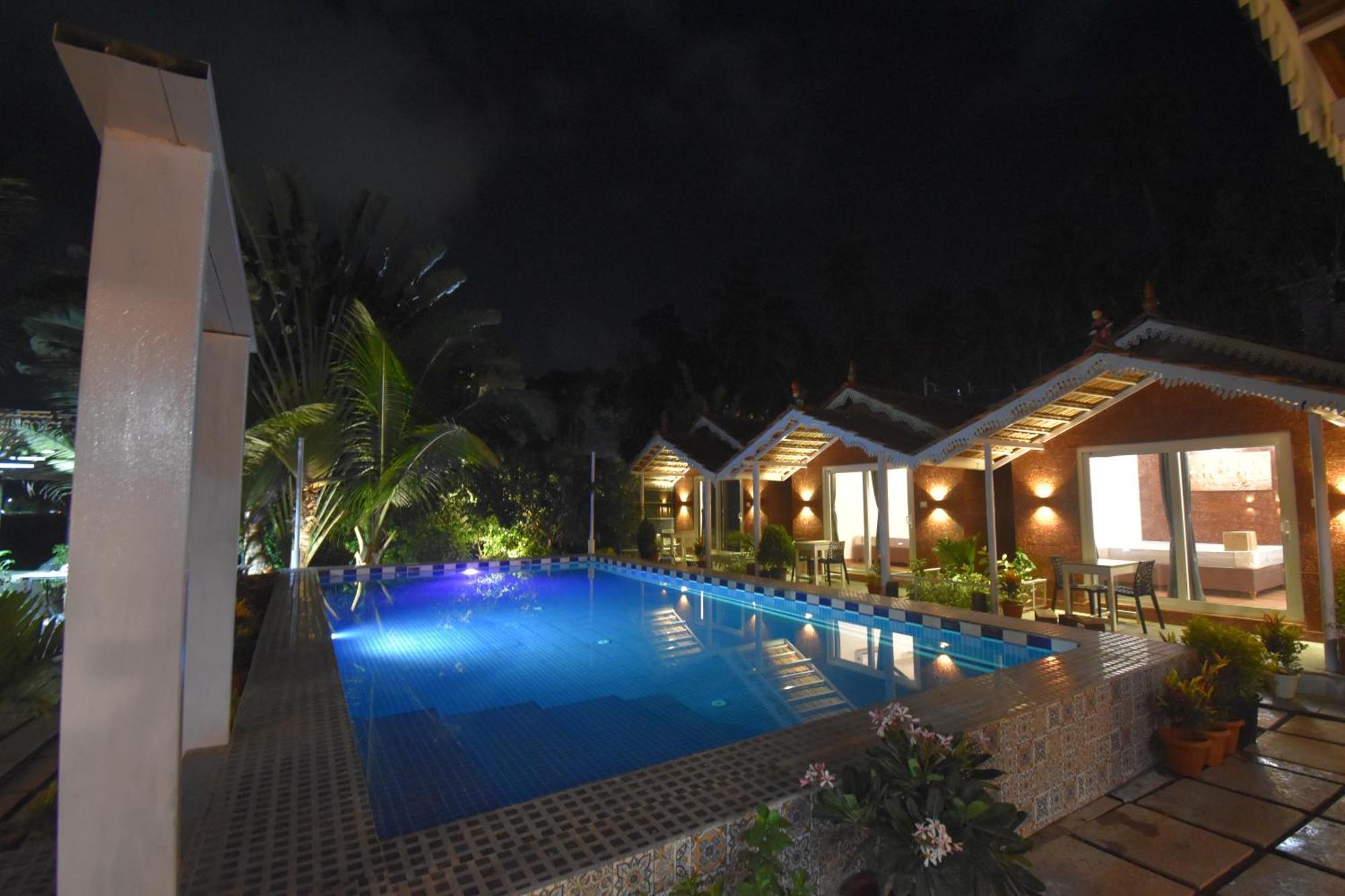 Golden Rice Resort & Cottages Кандолим Экстерьер фото