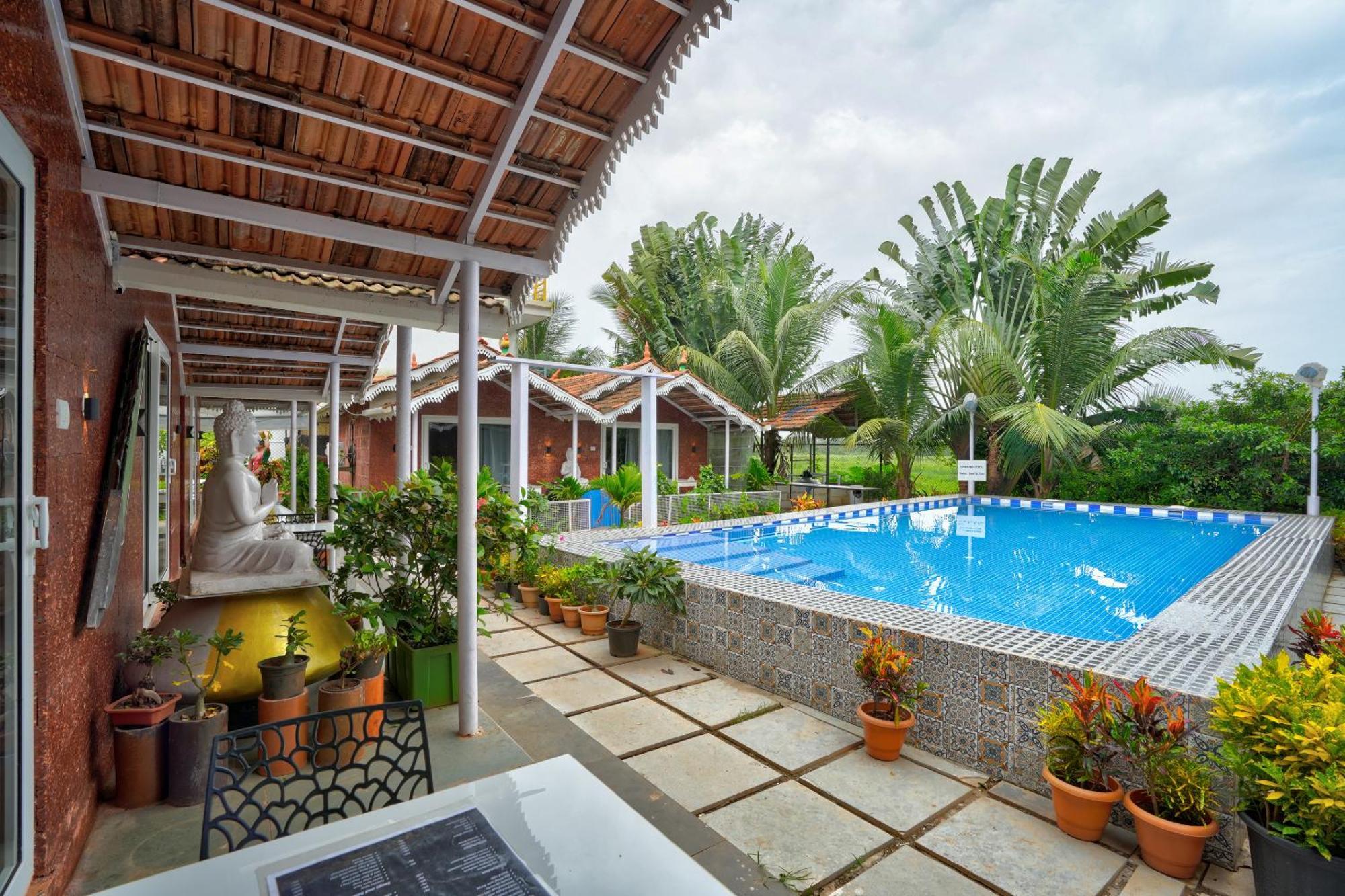 Golden Rice Resort & Cottages Кандолим Экстерьер фото